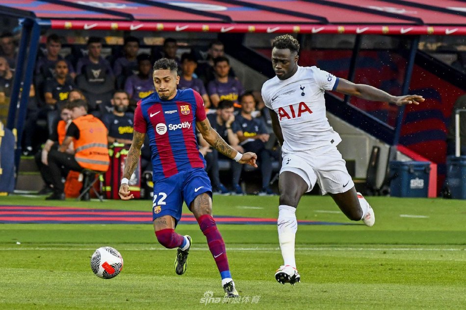 艾弗森与科 艾弗森与科